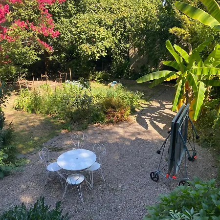 Chambre Bananier: Maison Arboree Face A La Riviere * Saint-Fiacre-sur-Maine